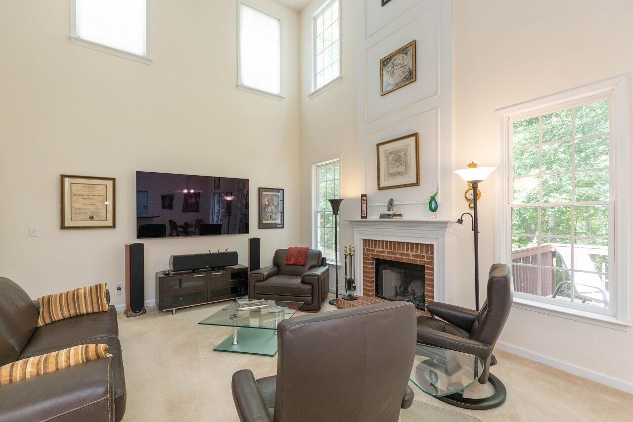 4704 Carlton Crossing Drive