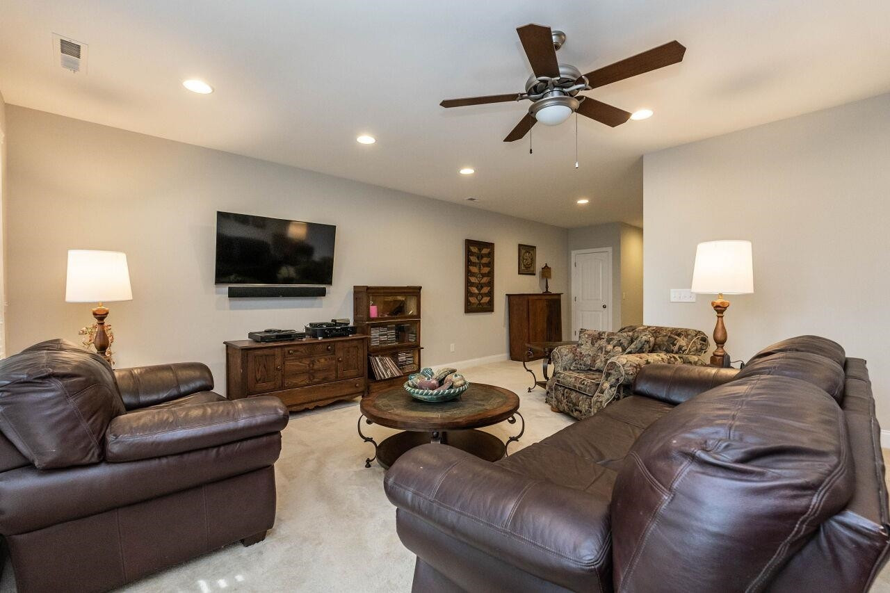 366 Roberts Ridge Drive