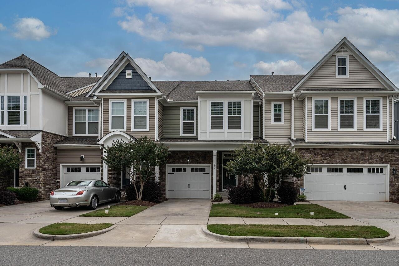366 Roberts Ridge Drive