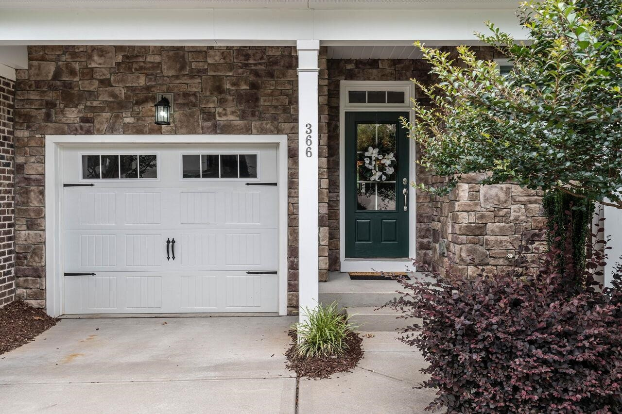 366 Roberts Ridge Drive
