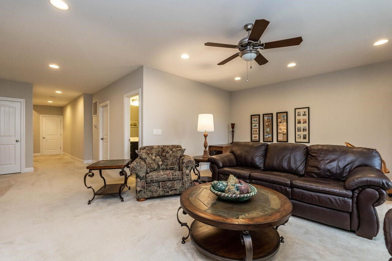 366 Roberts Ridge Drive