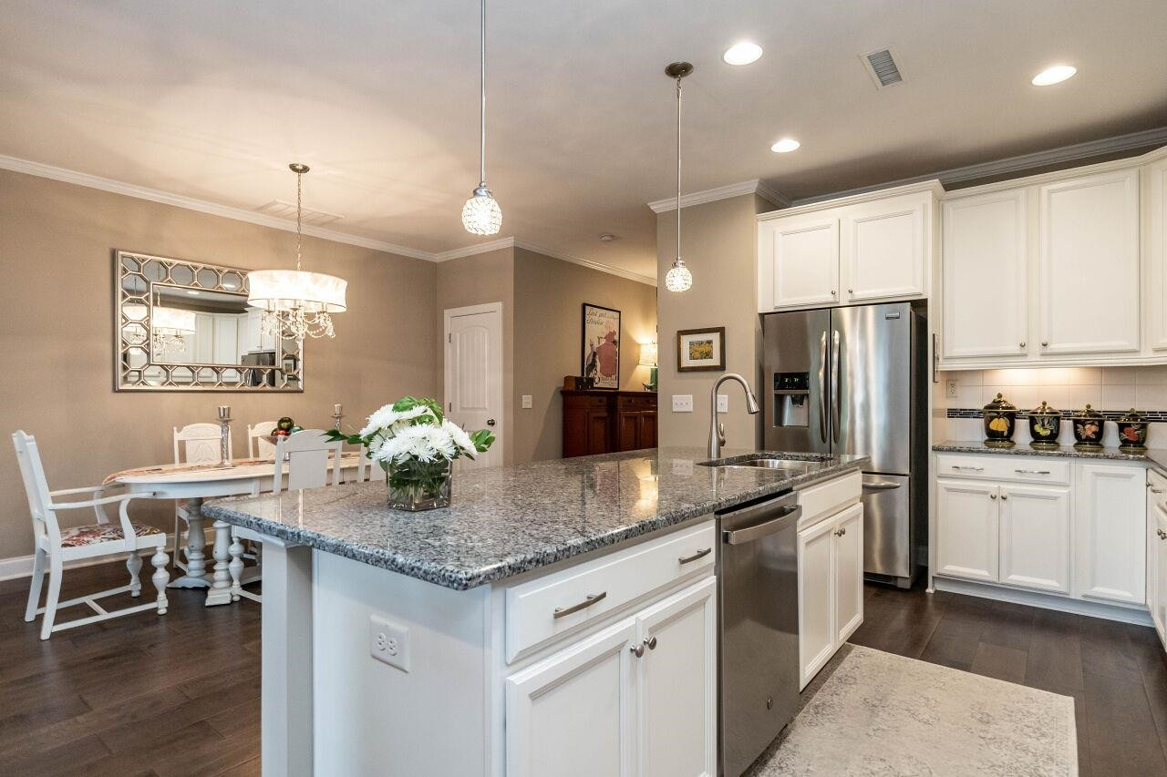 366 Roberts Ridge Drive