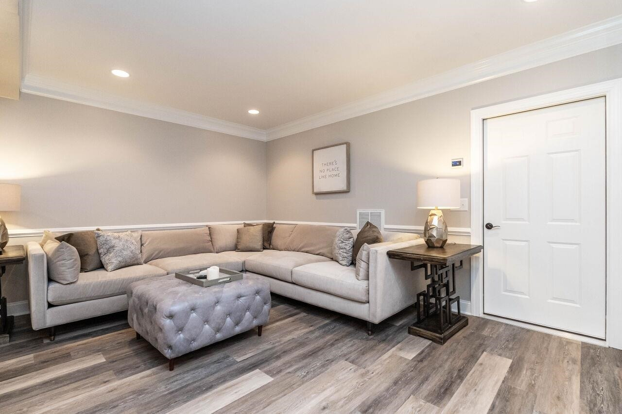 11209 Bayberry Hills Drive