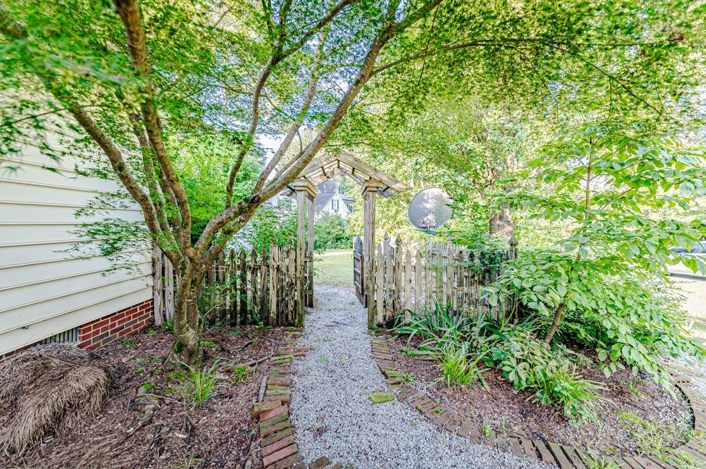 2109 Brownstone Drive