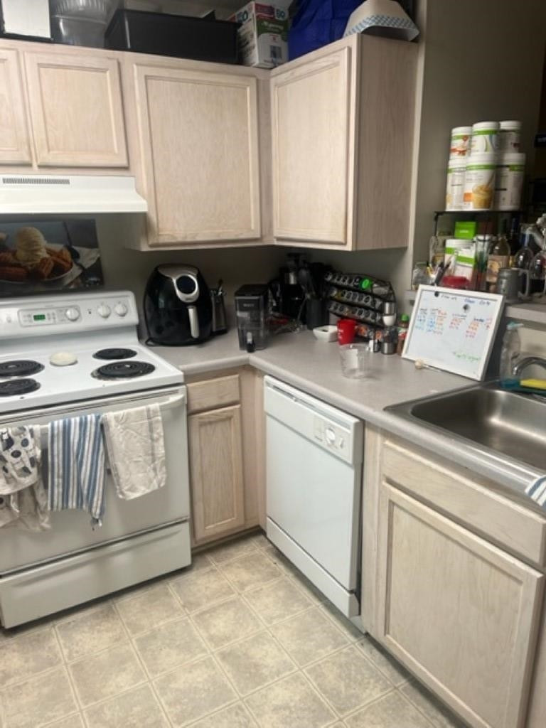 2011 Wolfmill Drive Unit: 301