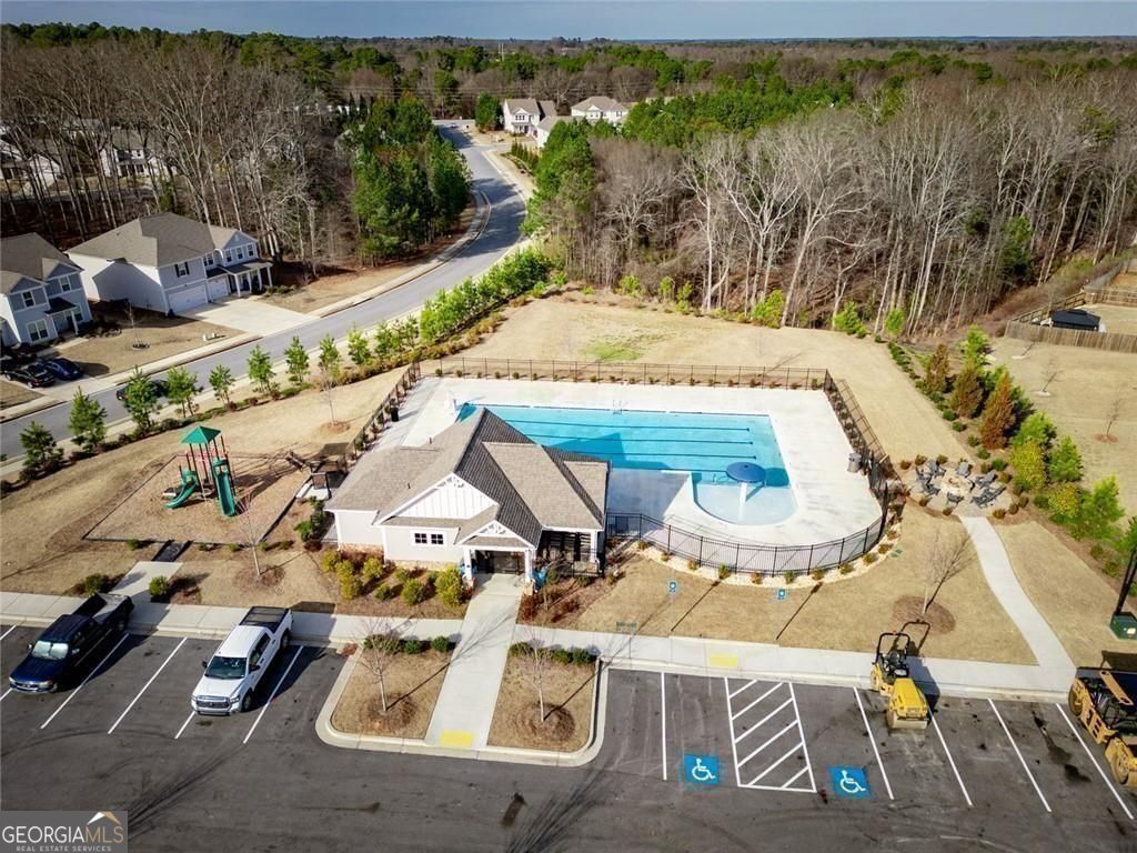 2093 Blackbird Circle