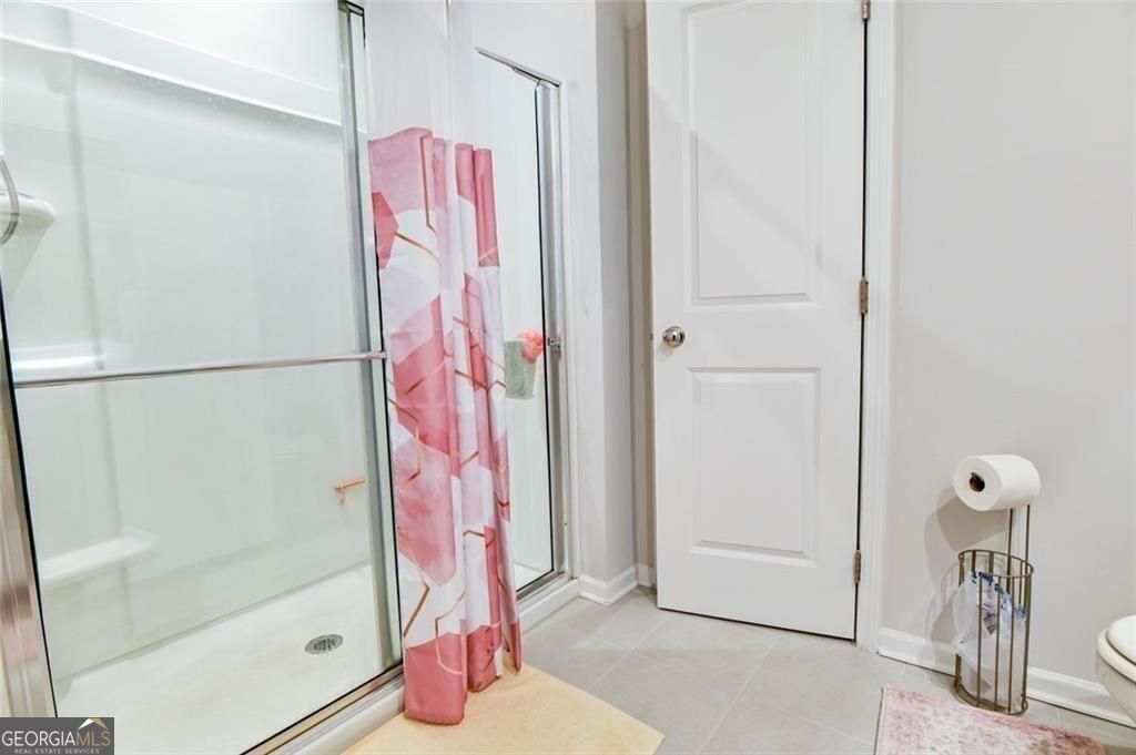 2093 Blackbird Circle