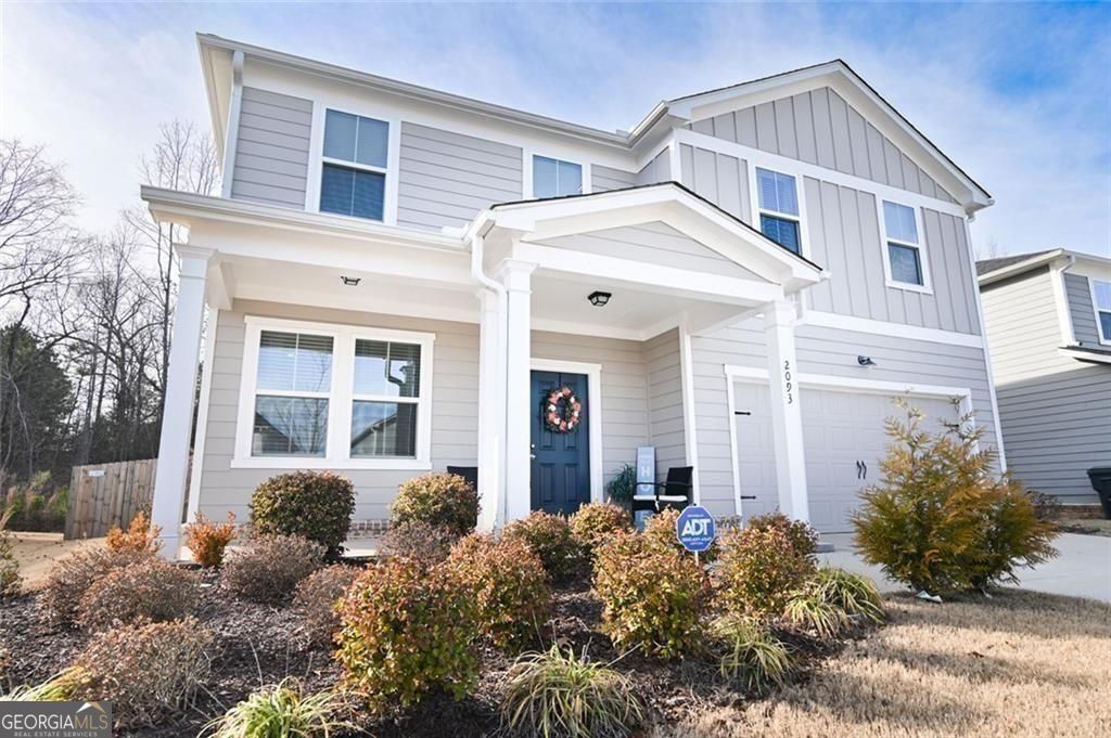 2093 Blackbird Circle