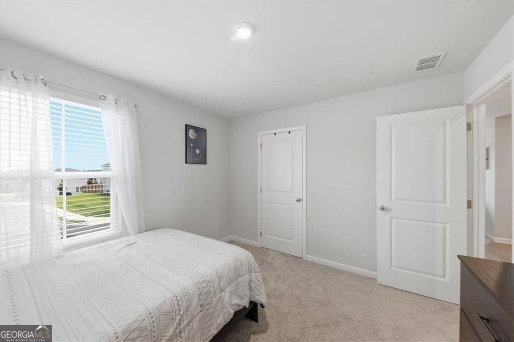 2268 Blackbird Circle