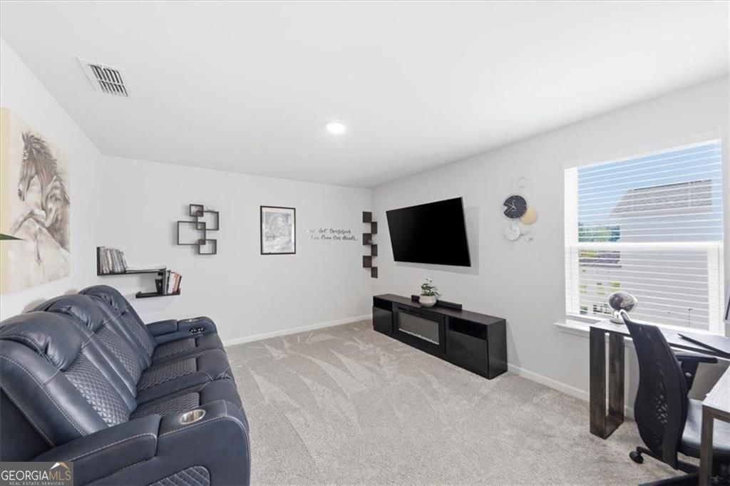 2268 Blackbird Circle