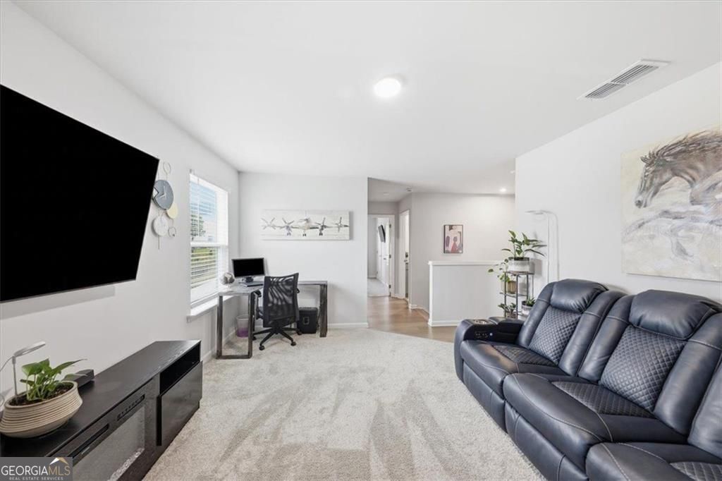 2268 Blackbird Circle