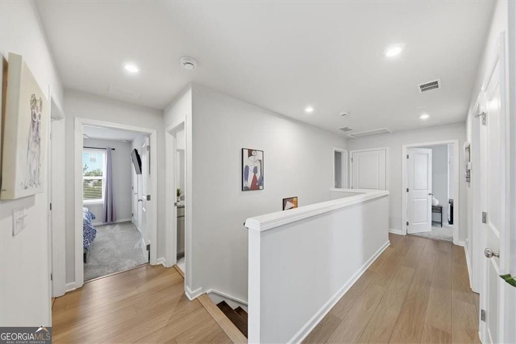 2268 Blackbird Circle