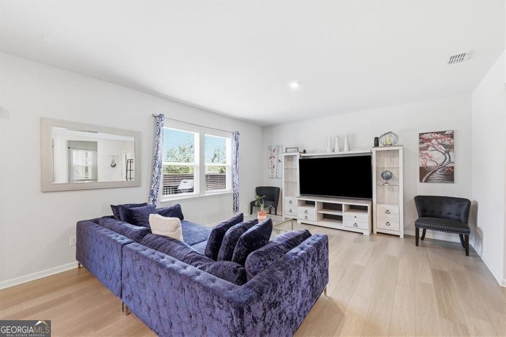 2268 Blackbird Circle