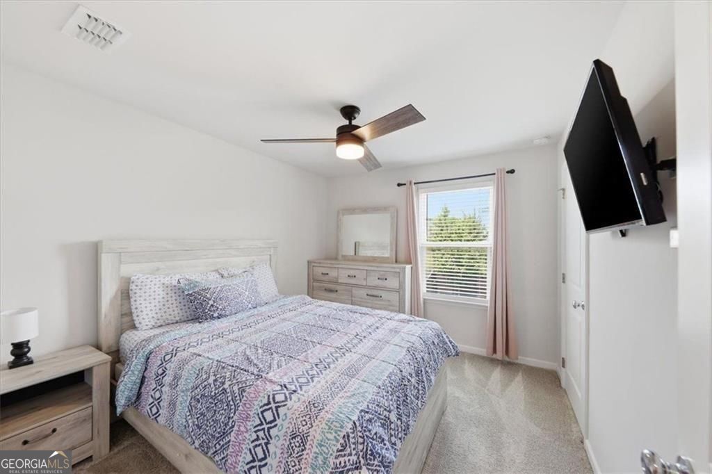 2268 Blackbird Circle