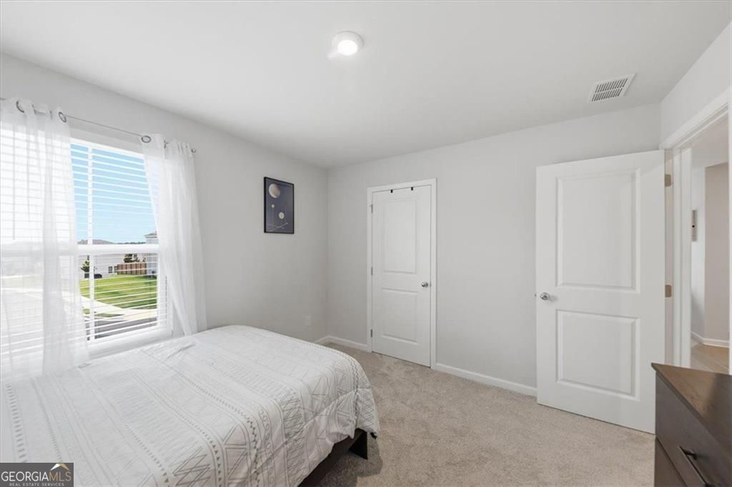 2268 Blackbird Circle