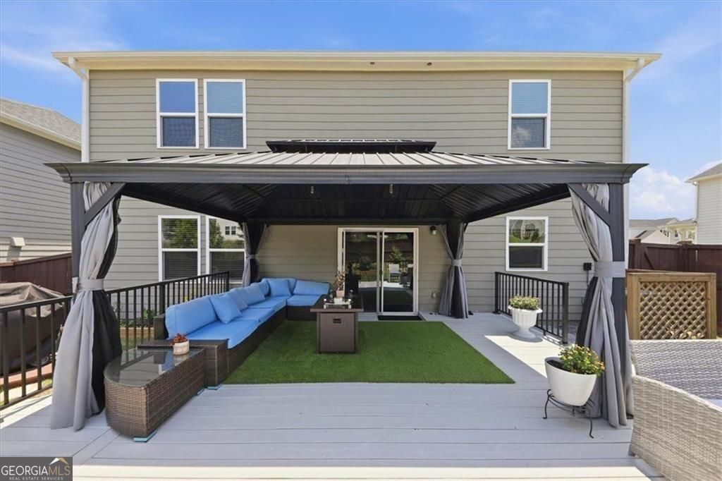 2268 Blackbird Circle