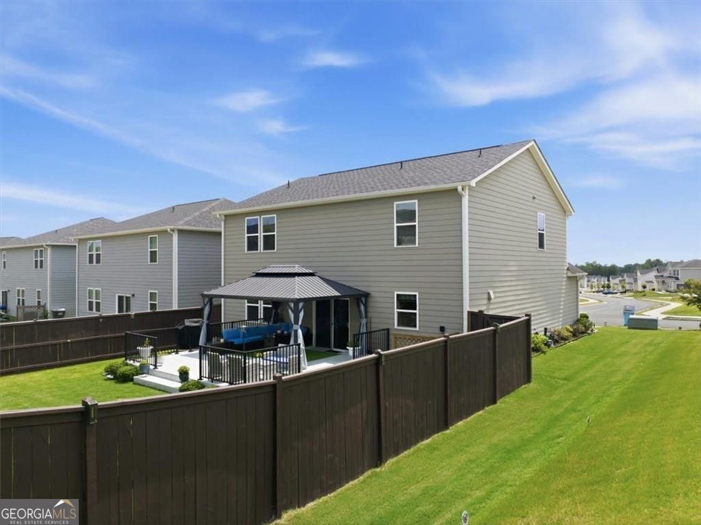 2268 Blackbird Circle