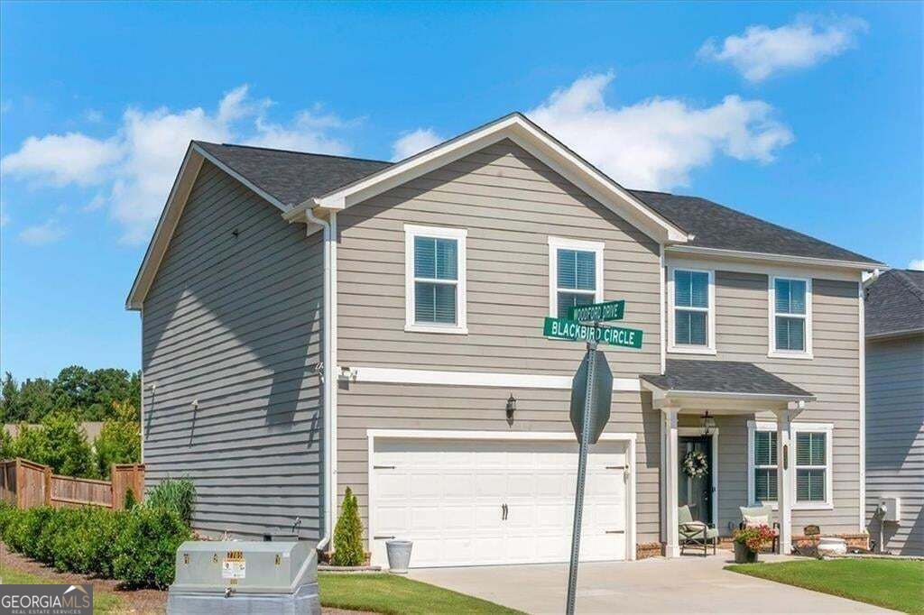 2131 BLACKBIRD Circle