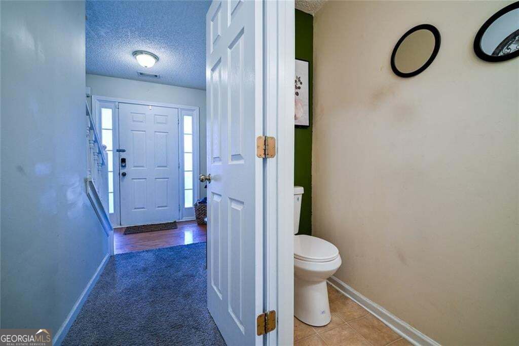 1476 April Lane