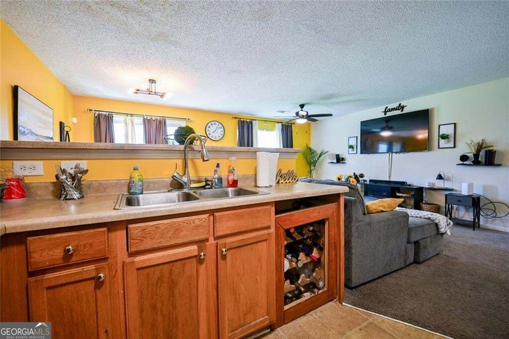 1476 April Lane