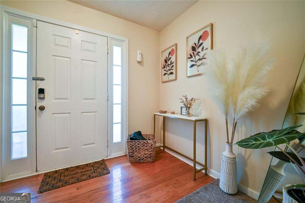1476 April Lane