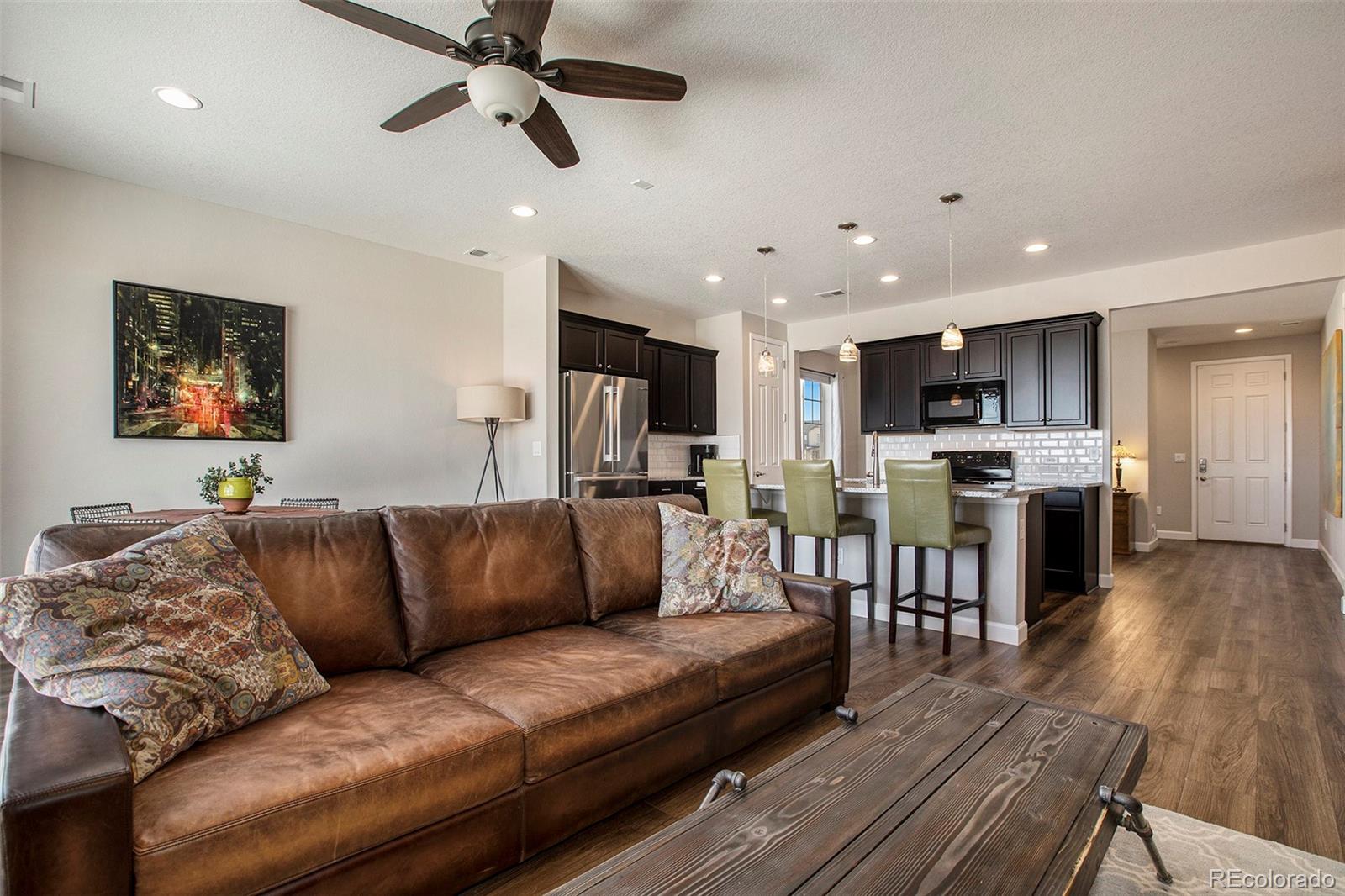 431 Vista Cliff Circle