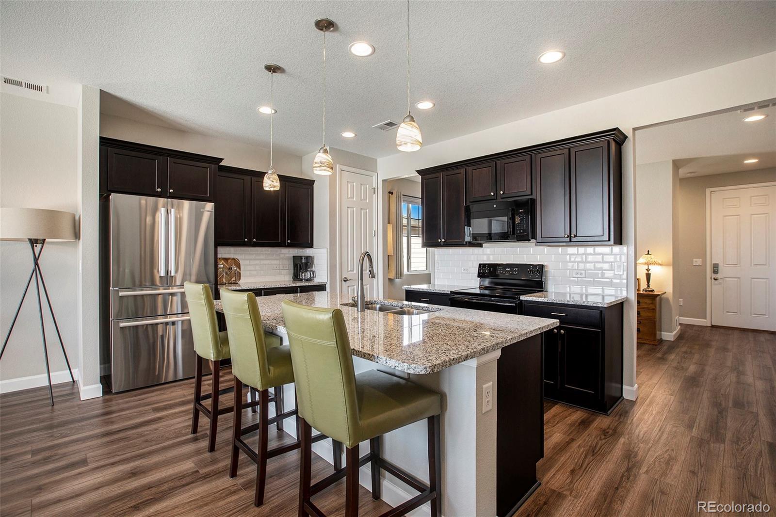 431 Vista Cliff Circle