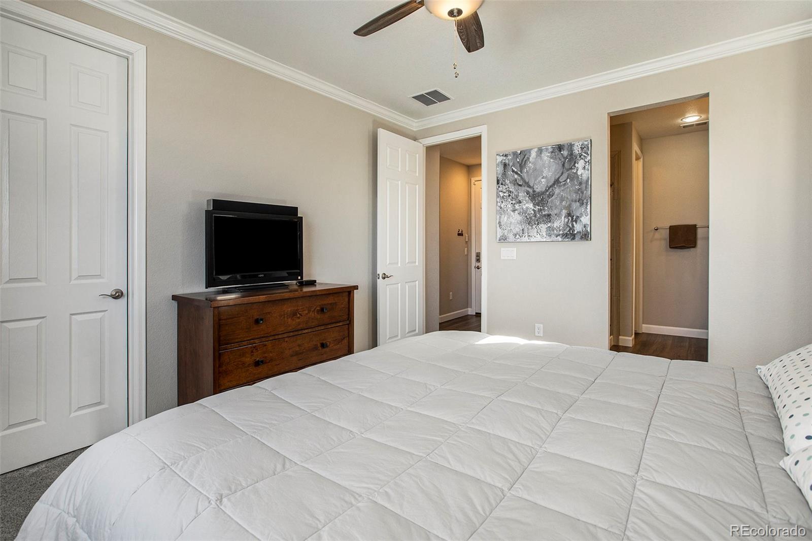 431 Vista Cliff Circle
