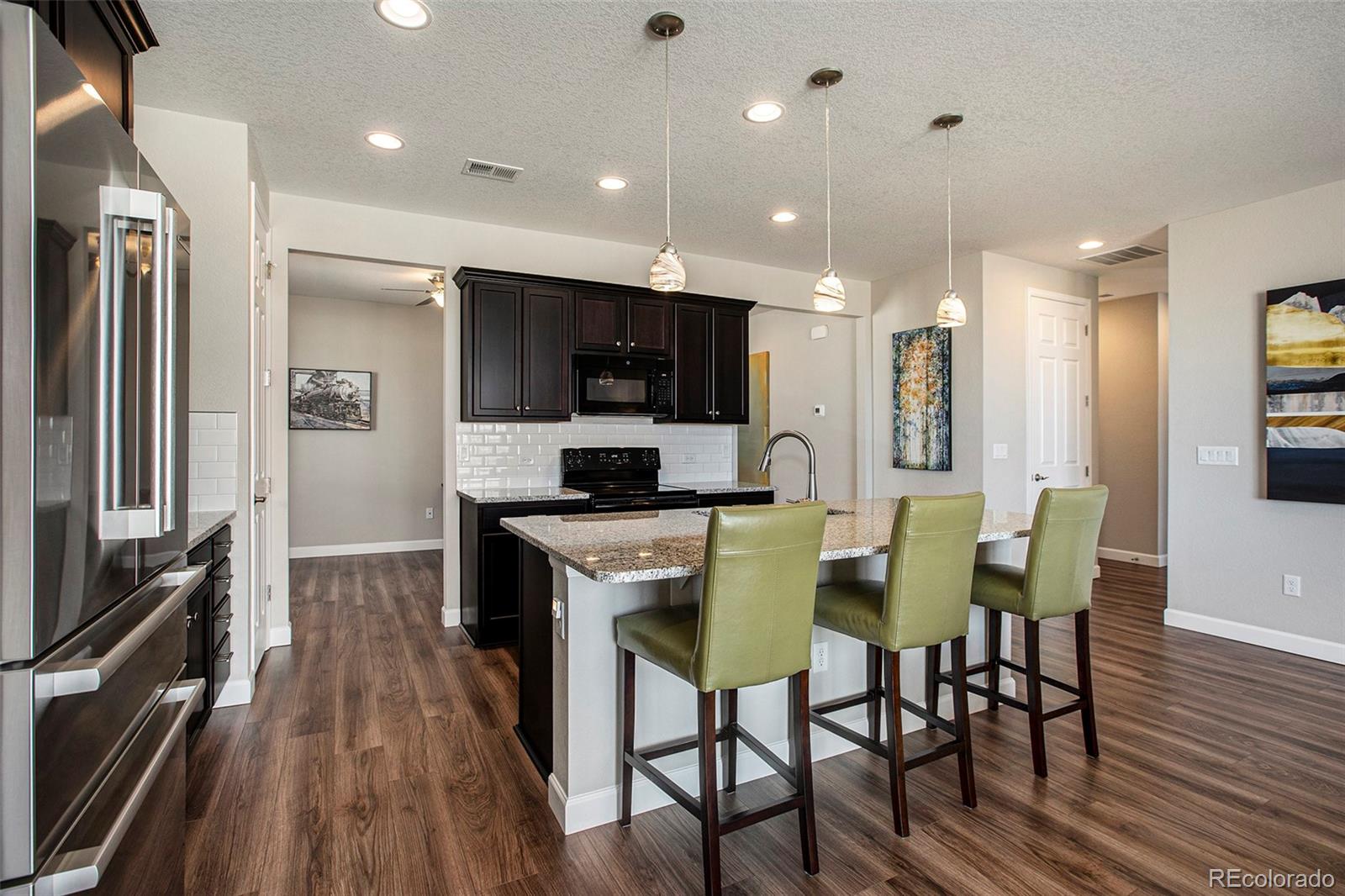 431 Vista Cliff Circle