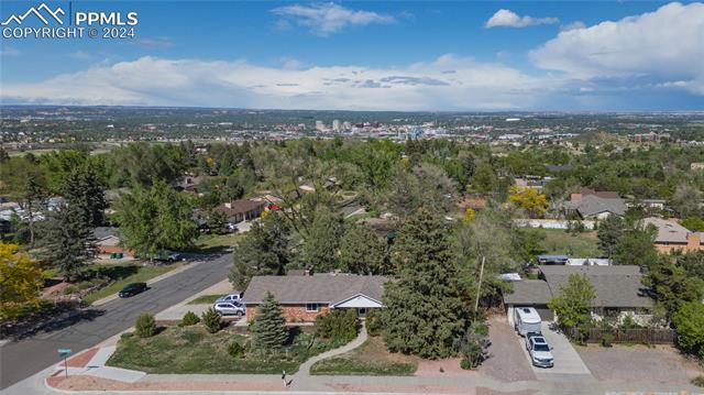 815 Cresta Road