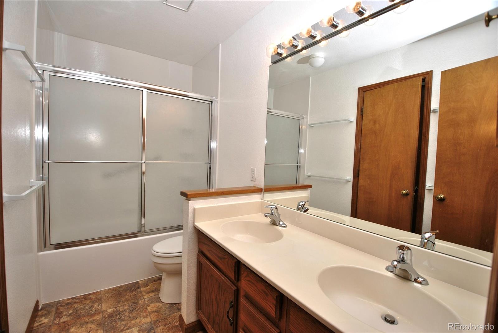 2543 Hot Springs Court