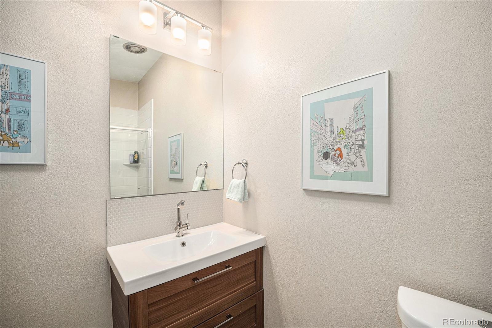 5125 E Thrill Place