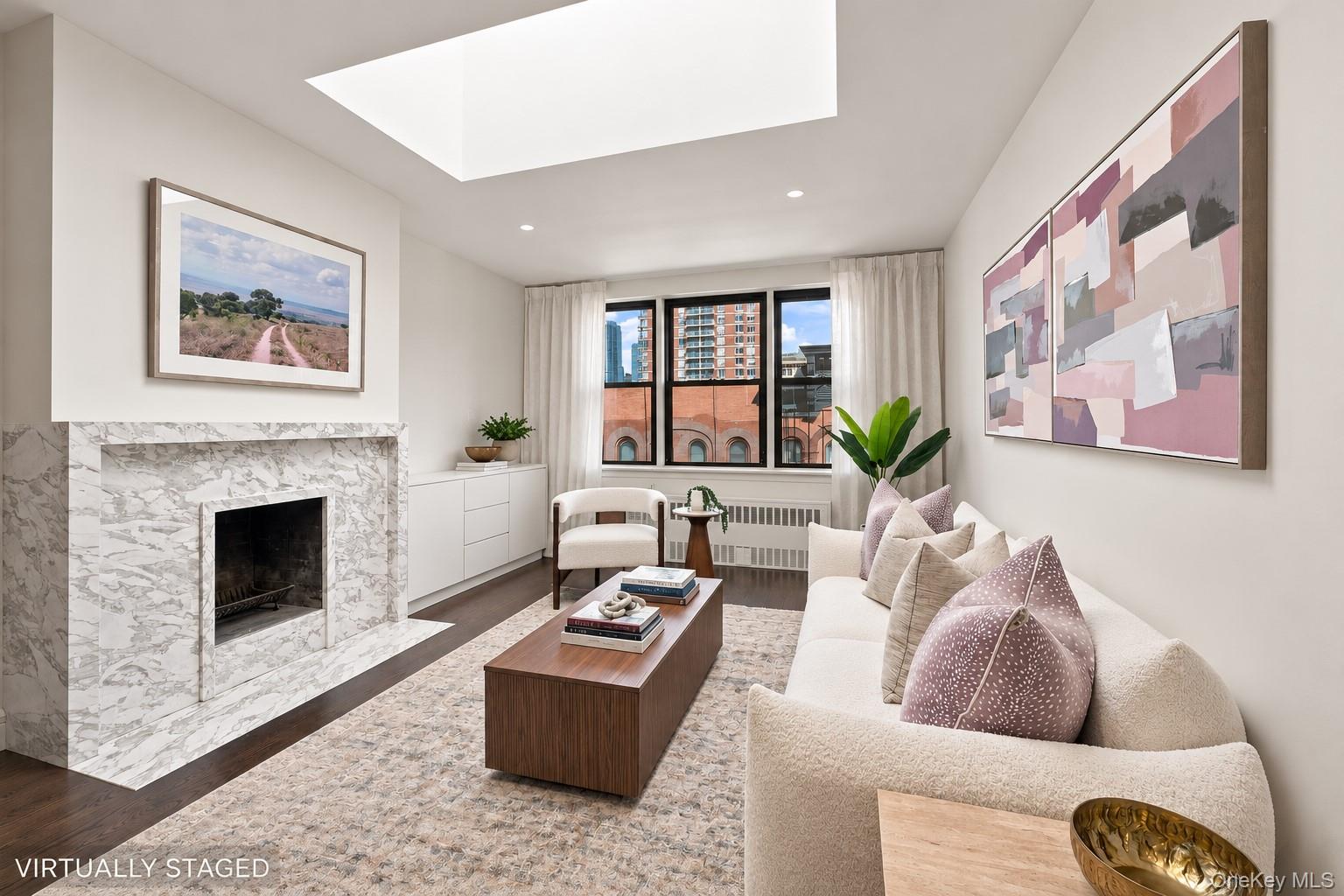 250 W 15th Street Unit: 6G