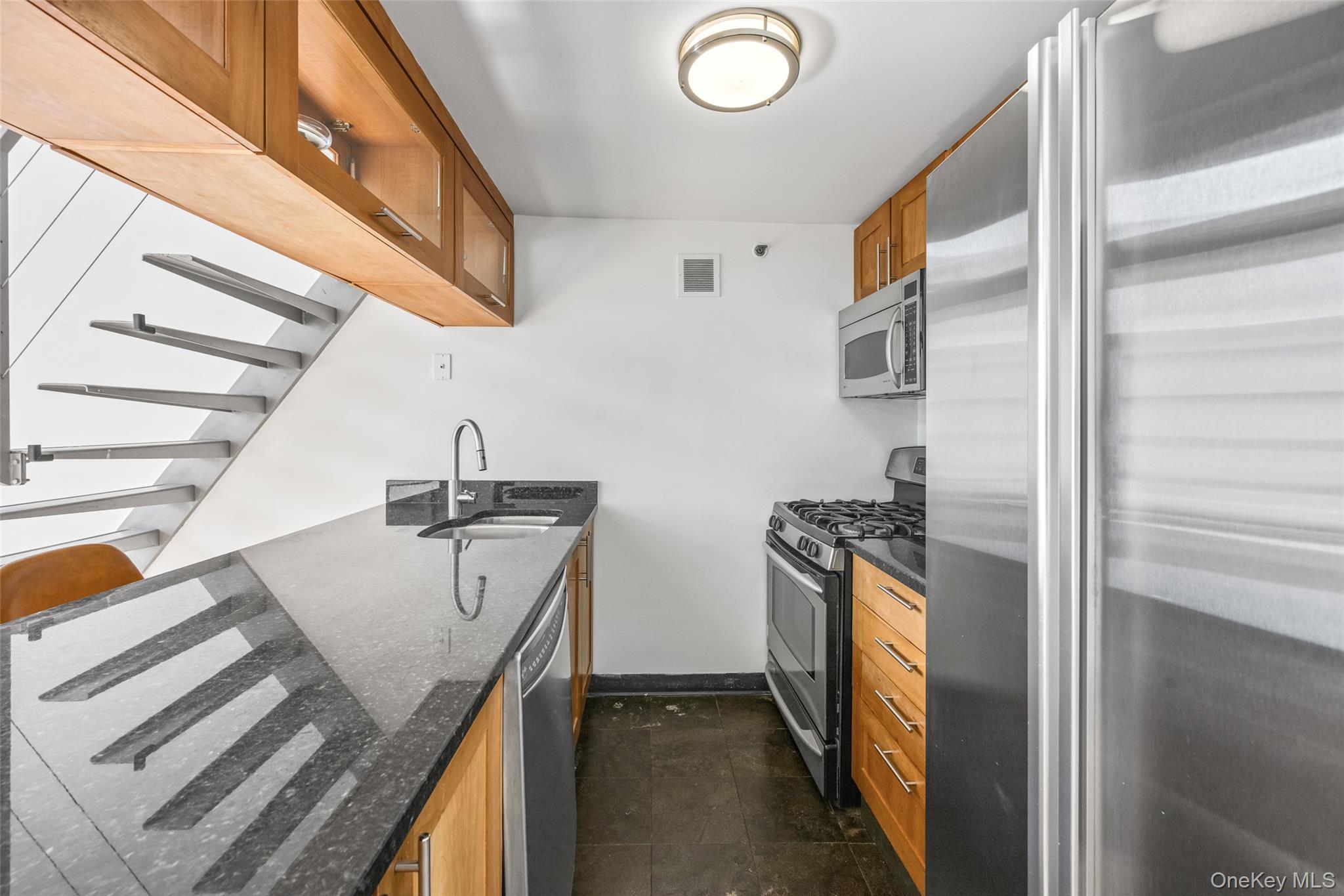 171 N 7th Street Unit: 3B