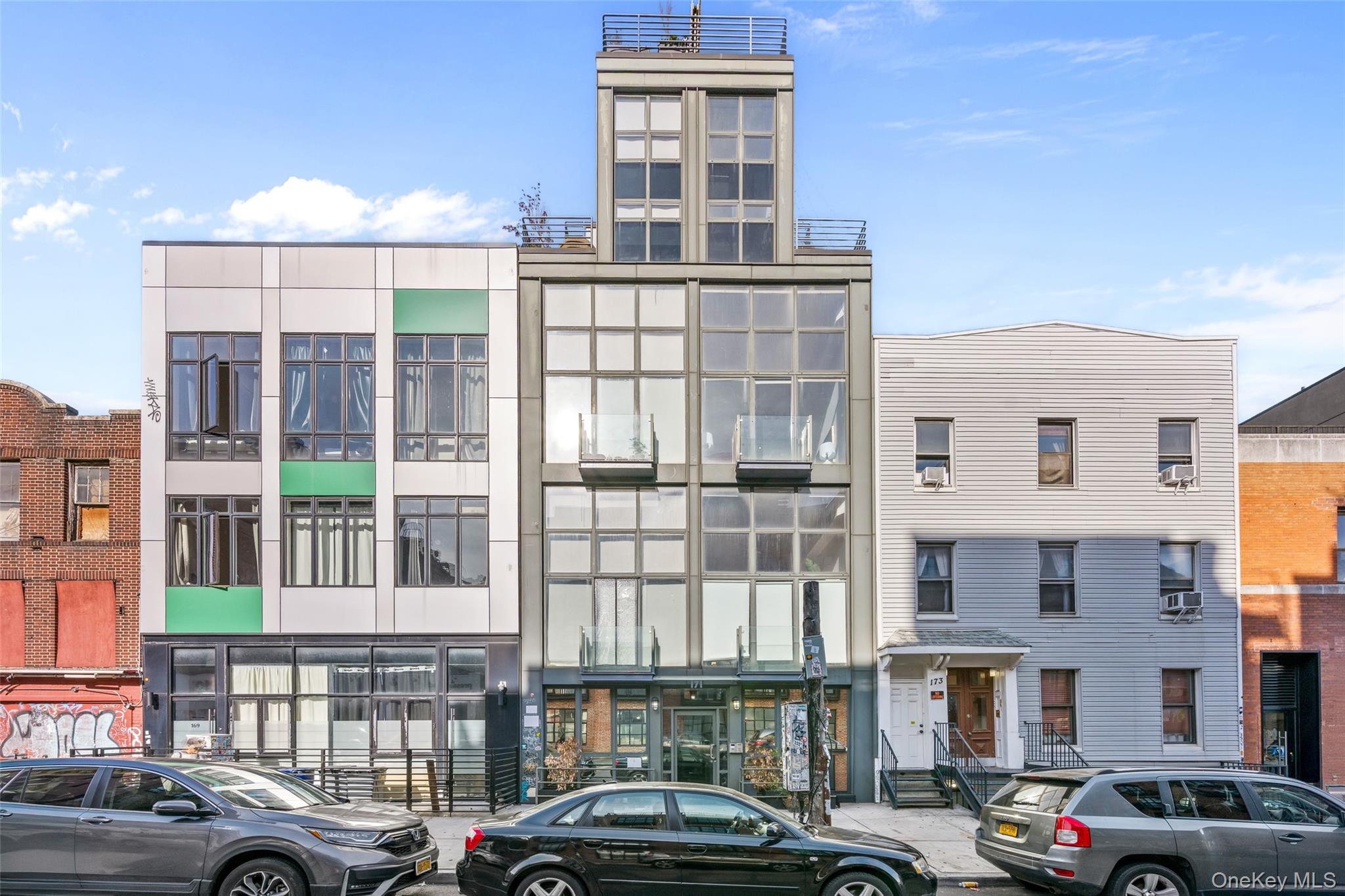 171 N 7th Street Unit: 3B