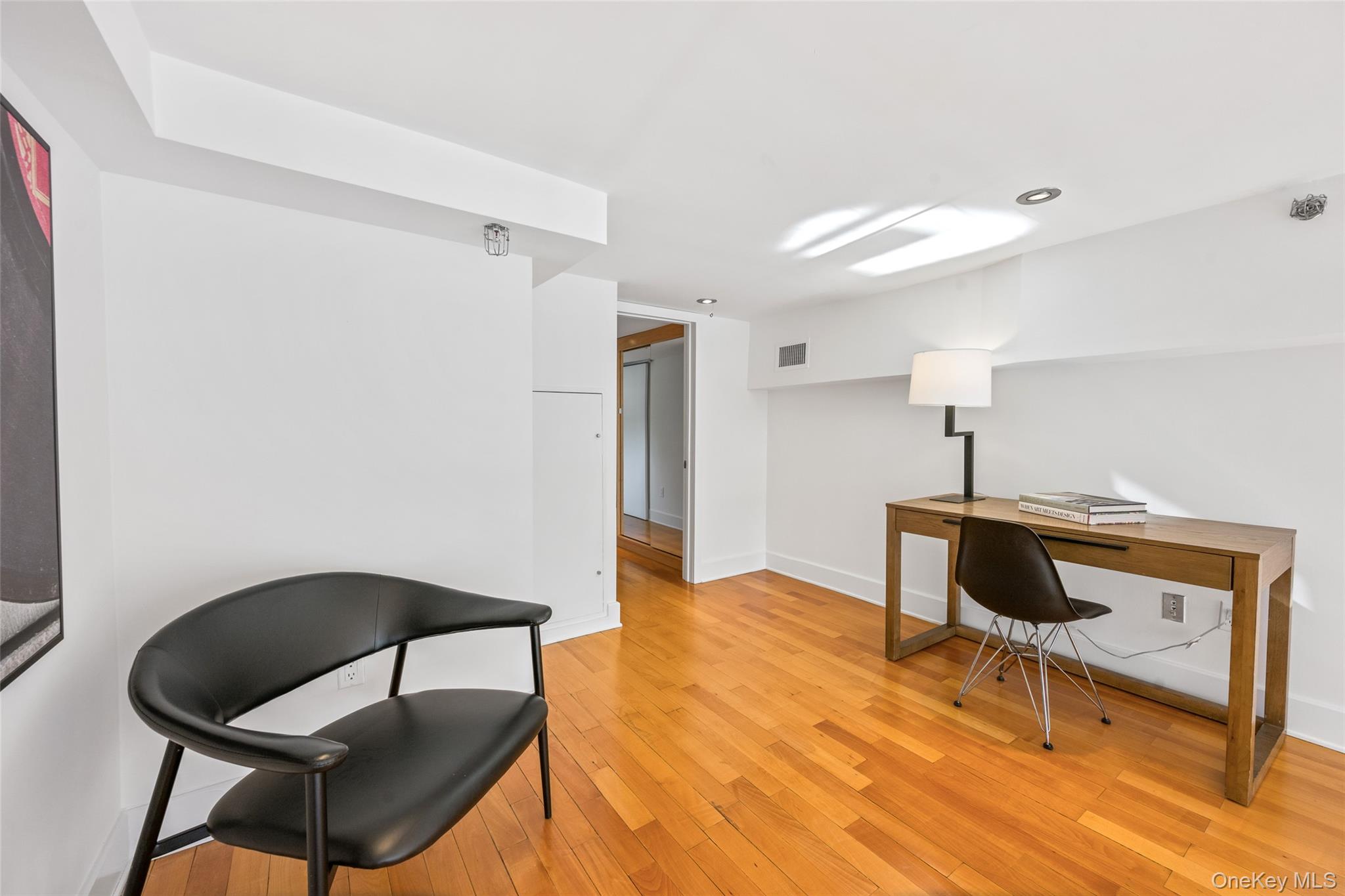 171 N 7th Street Unit: 3B