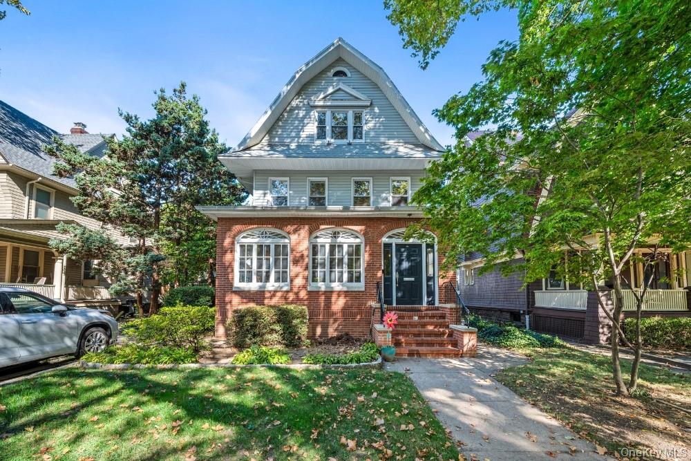51 De Koven Court