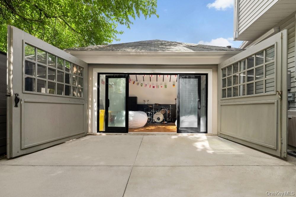 51 De Koven Court