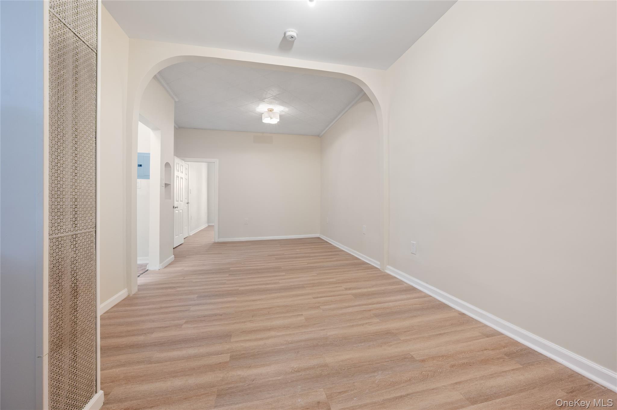 308 E 8th Street Unit: #1