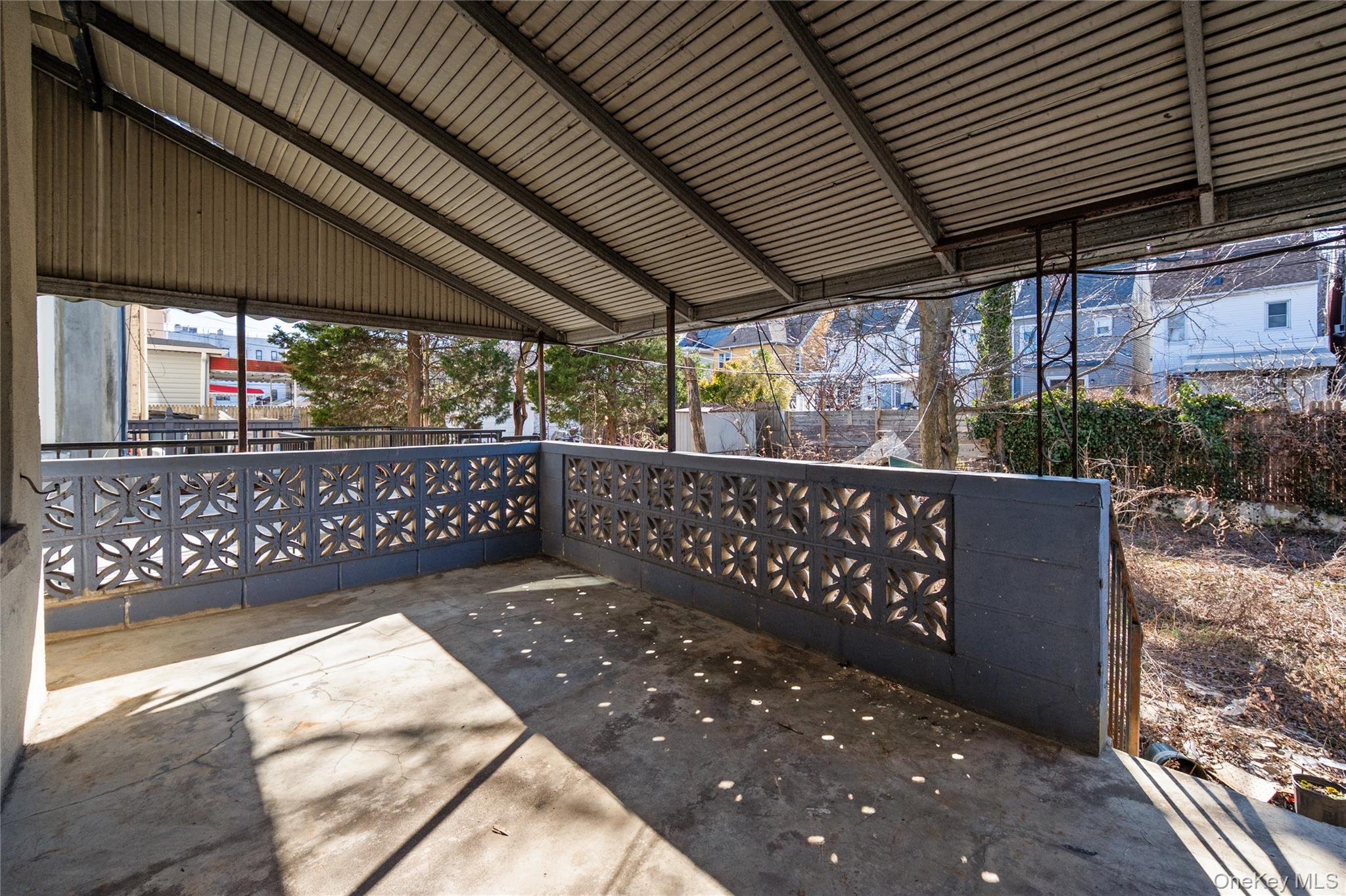 308 E 8th Street Unit: #1