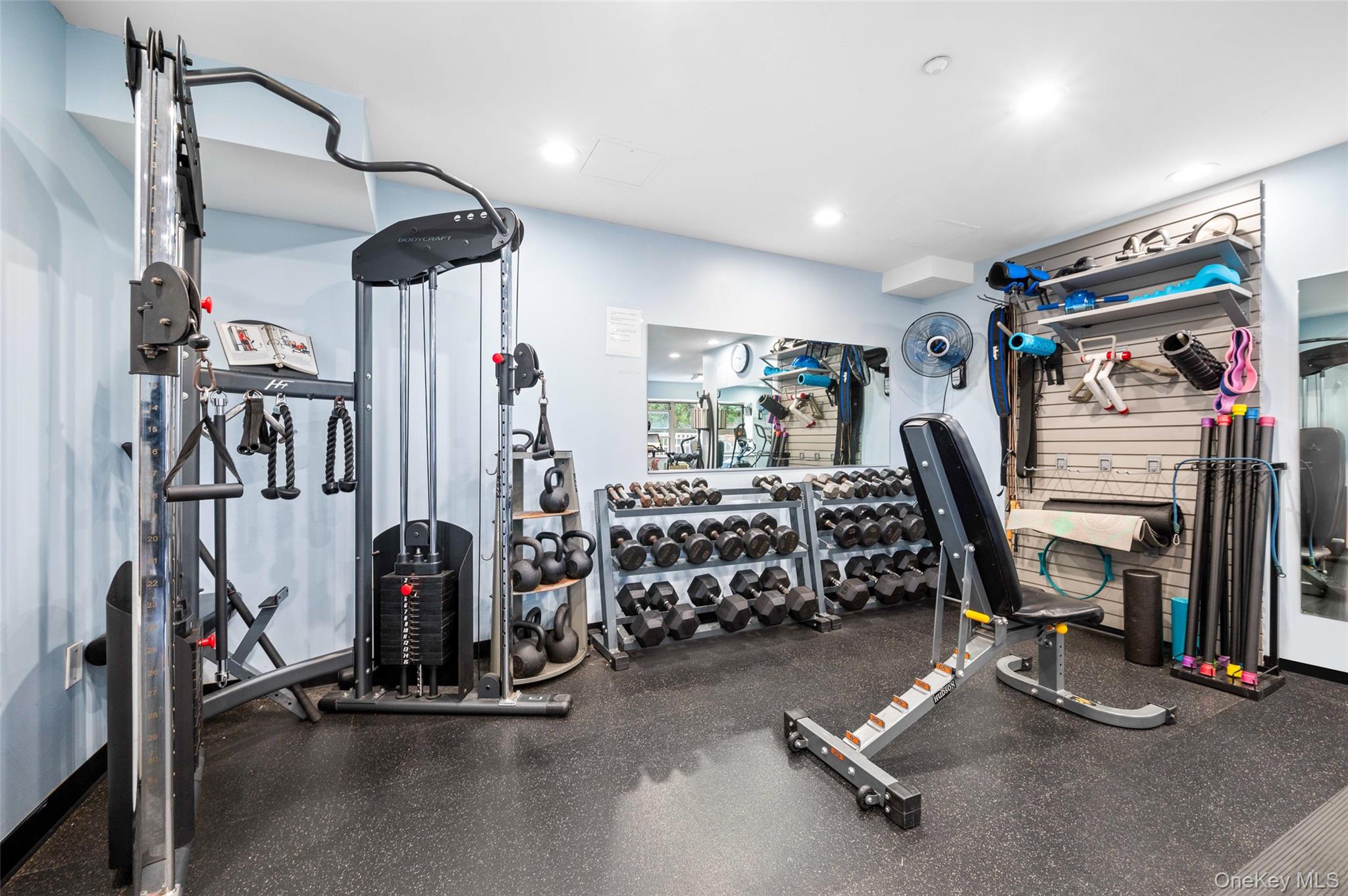 1787 Madison Avenue Unit: 614