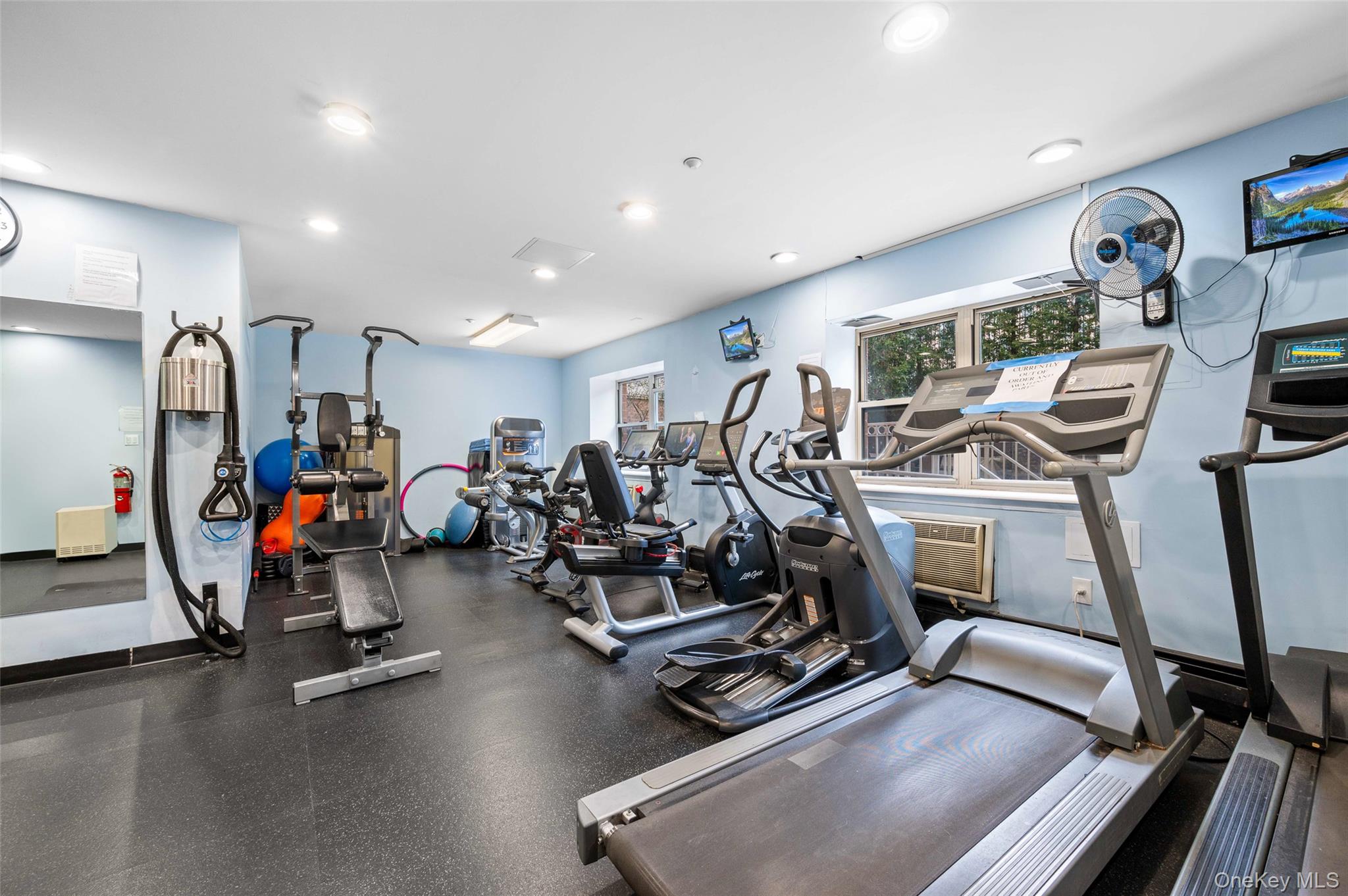 1787 Madison Avenue Unit: 614