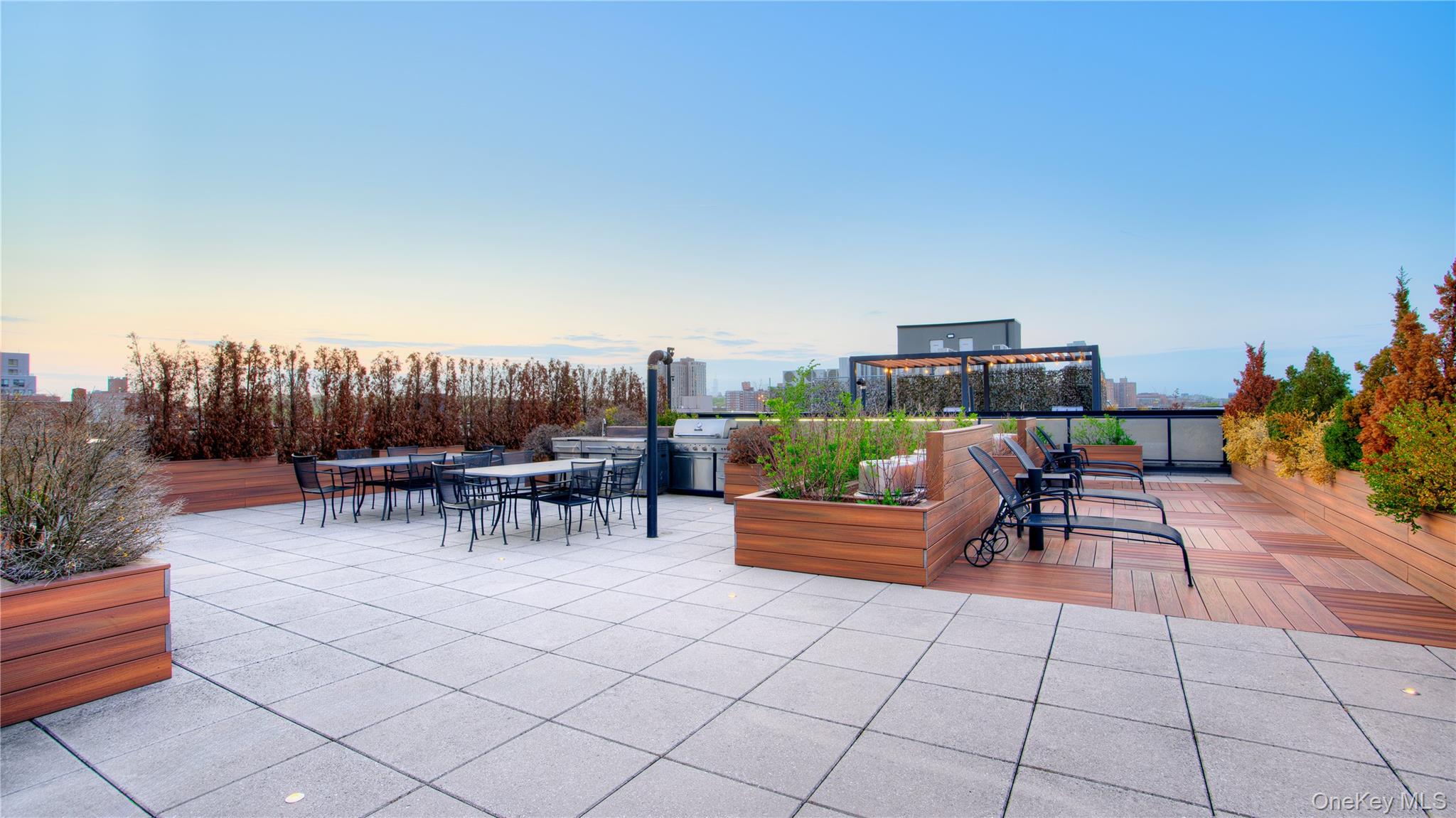2100 Bedford Avenue Unit: 4E