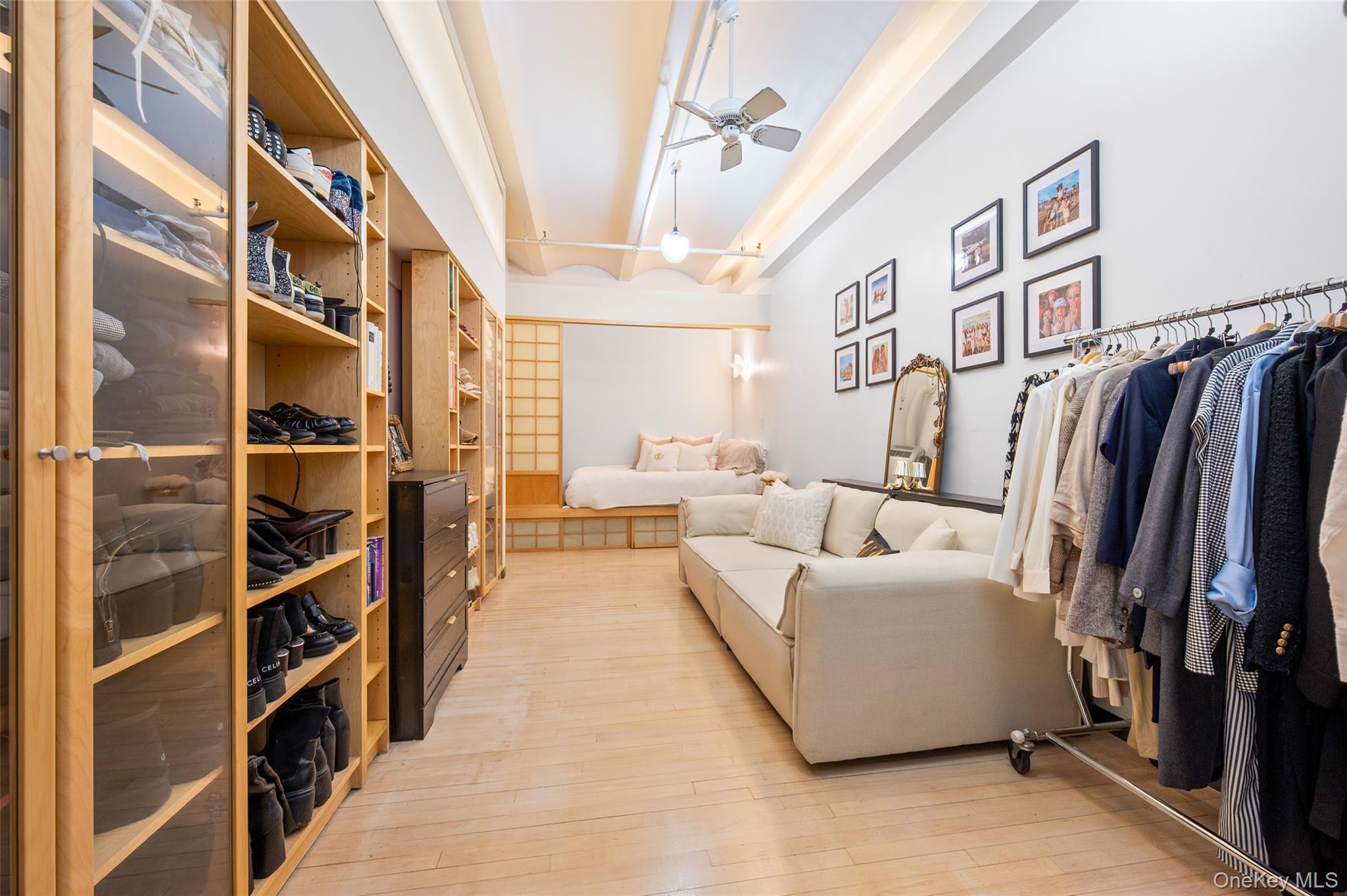439 Lafayette Street Unit: 3