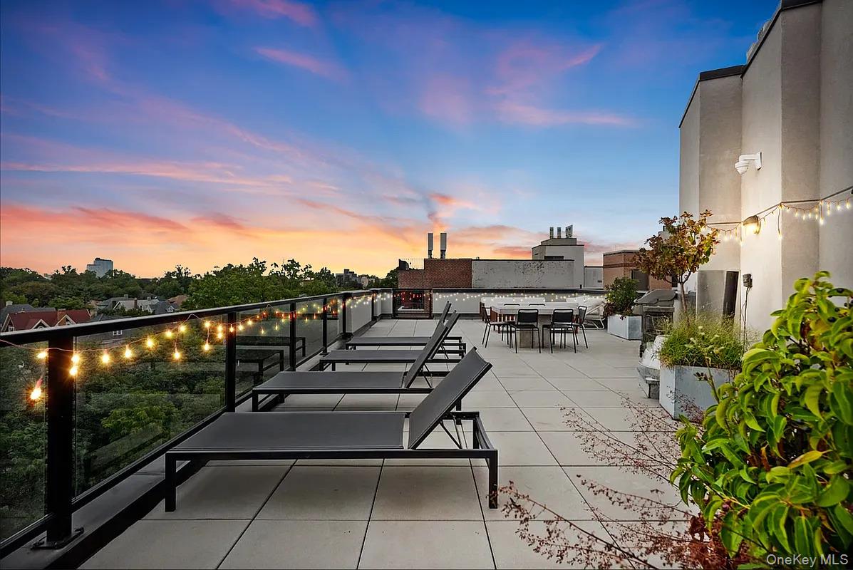 1702 Newkirk Avenue Unit: 4A