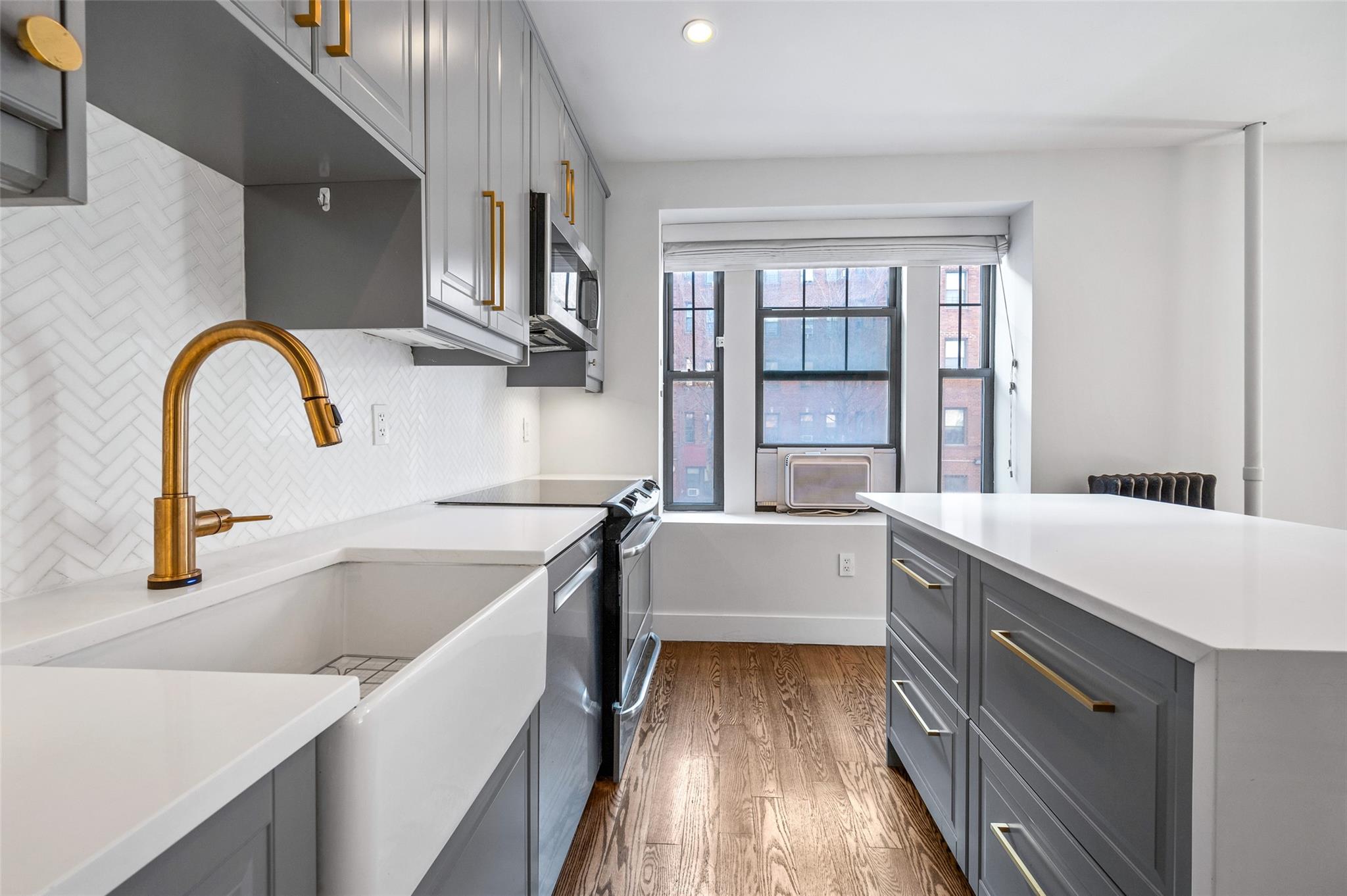 35 Clarkson Avenue Unit: 1B