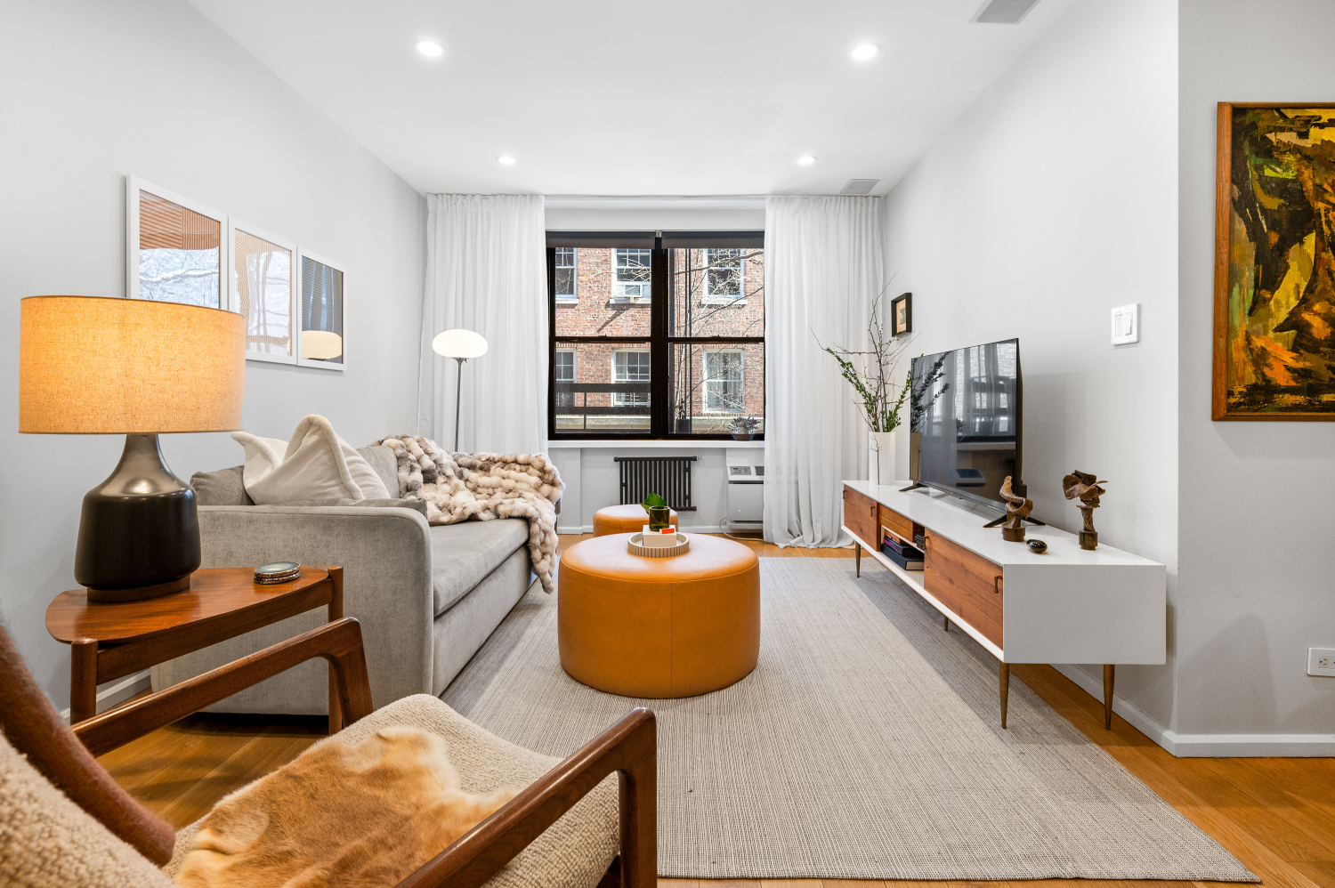 81 BEDFORD Street 2C