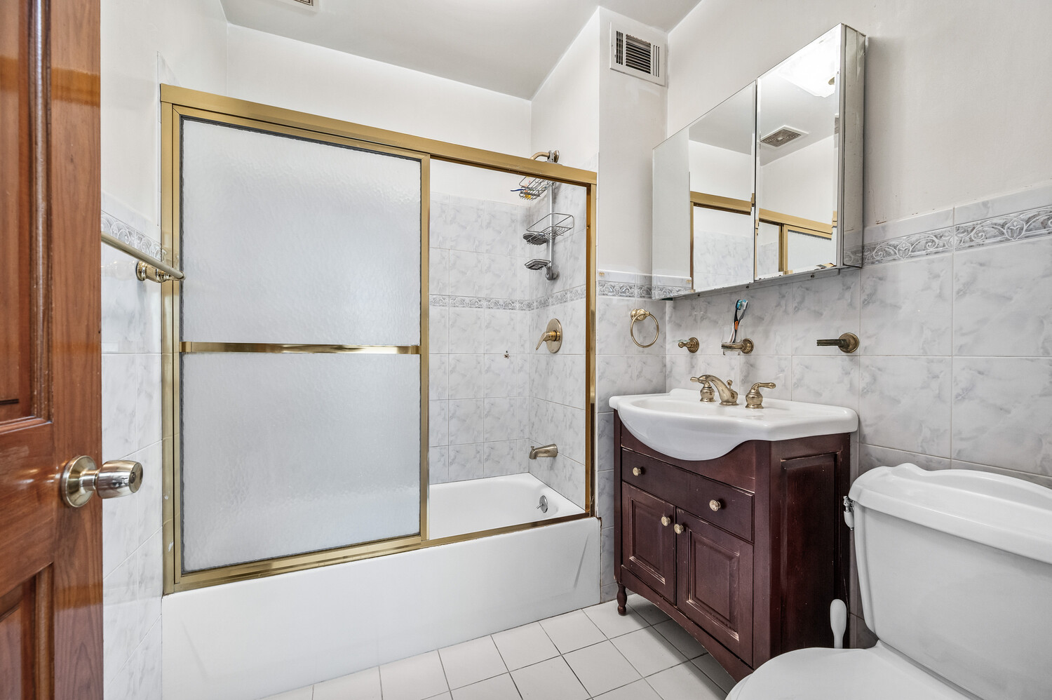 309 PARKVILLE Avenue