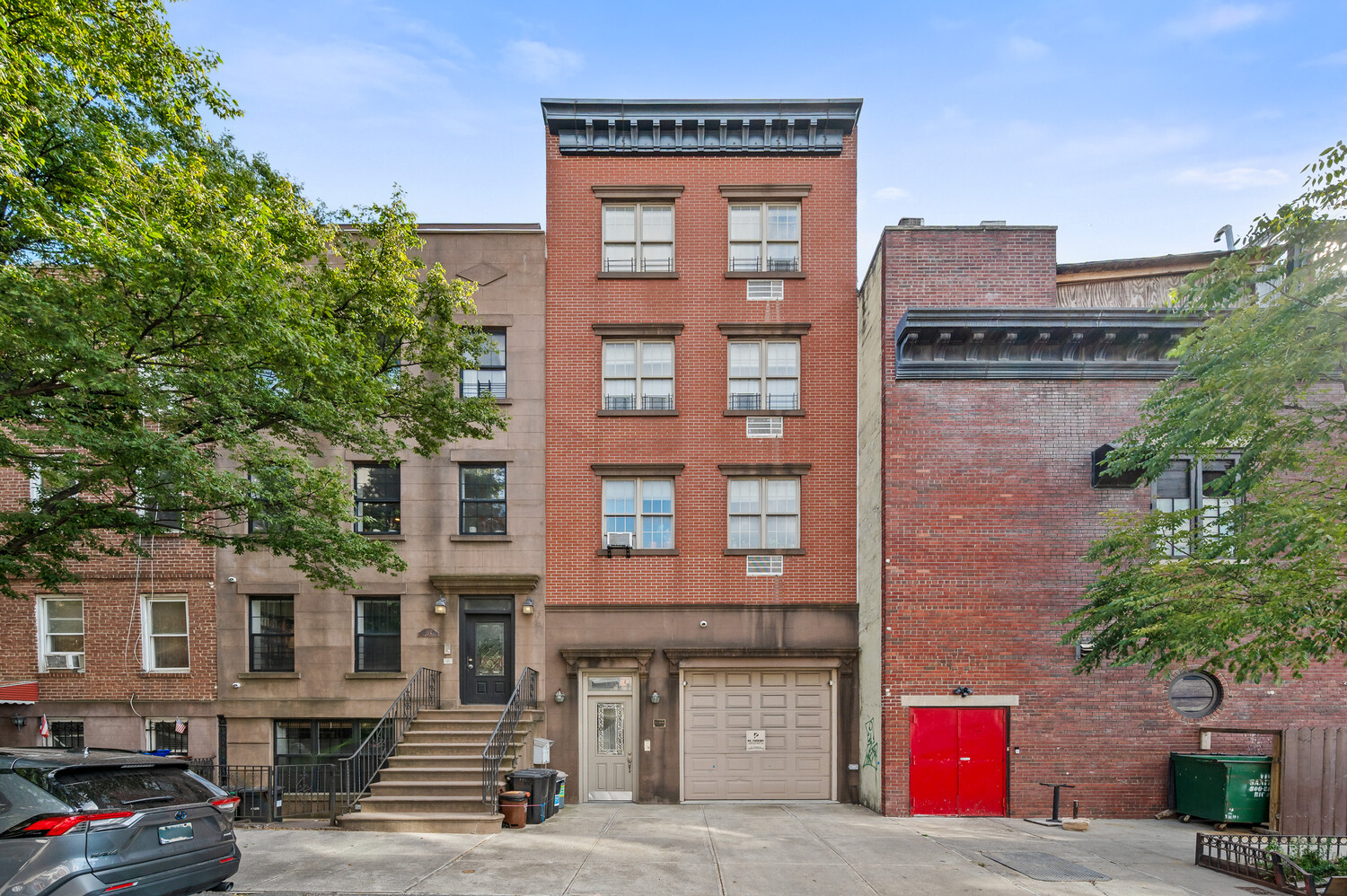 130 DE GRAW Street