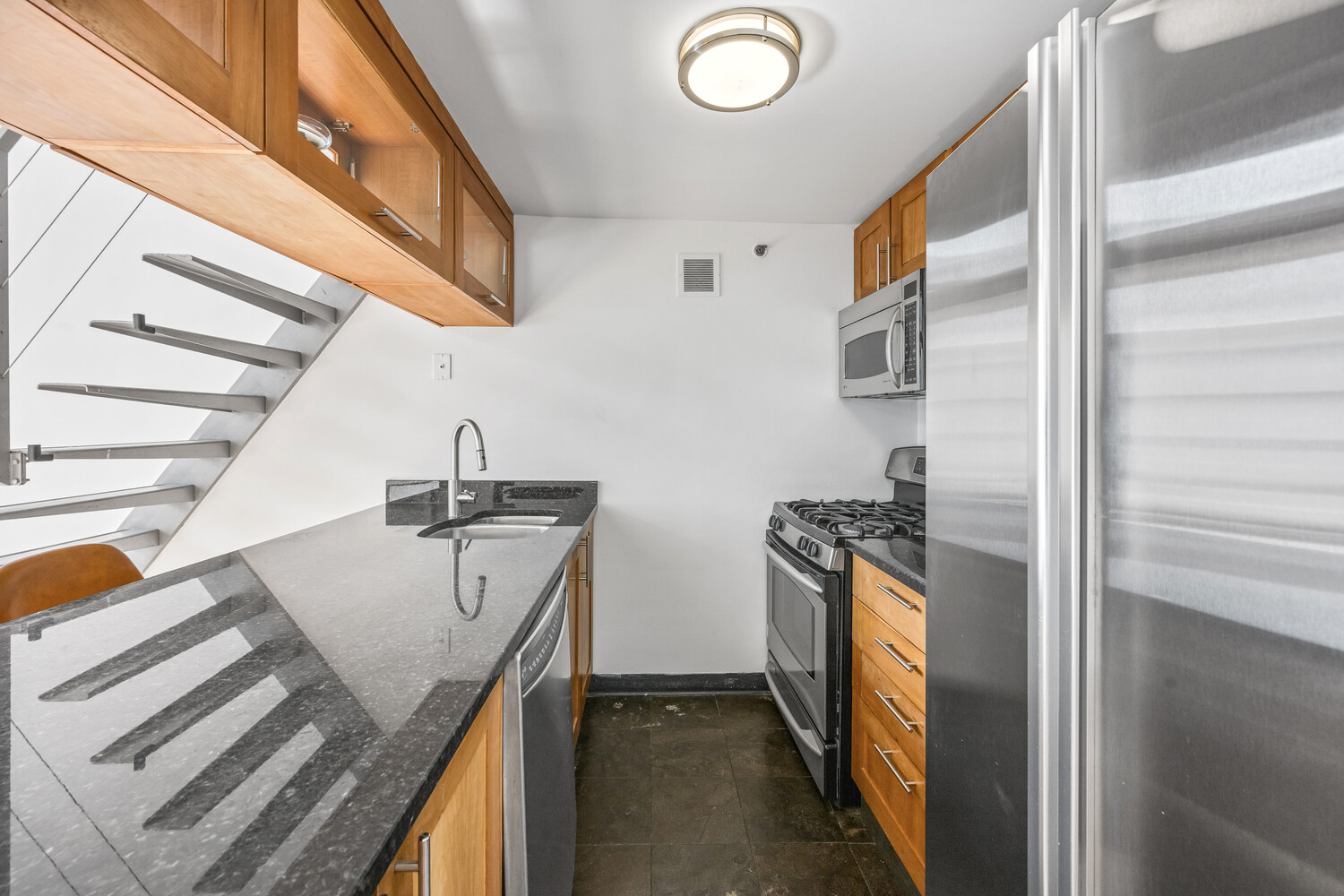 171 N 7TH Street 3B